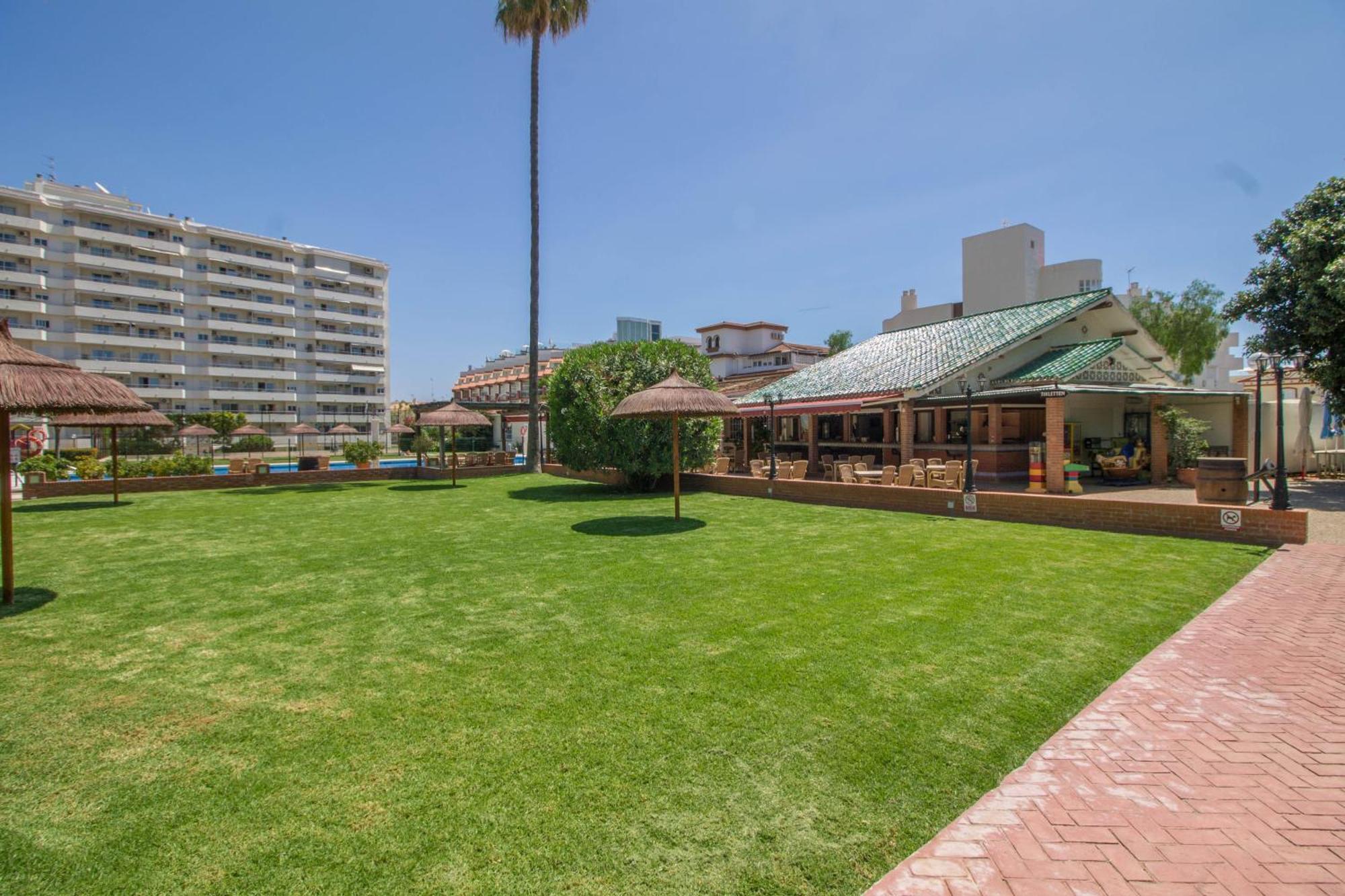 Carihuela Palace 417 By Ivi Real Estate Torremolinos Exterior foto
