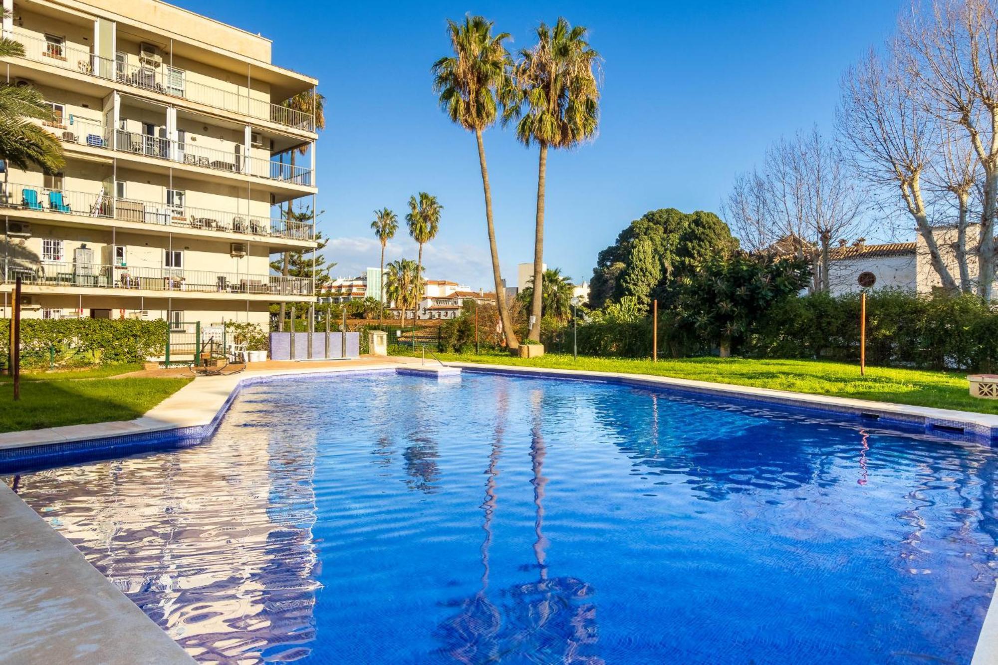 Carihuela Palace 417 By Ivi Real Estate Torremolinos Exterior foto